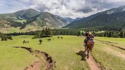 Легкий семейный тур по Киргизии (10 дней)