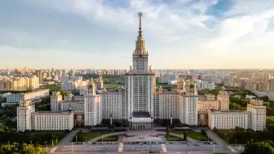 По Москве на авто - смотрим город контрастов