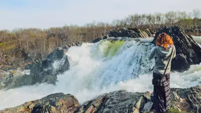 Невероятные водопады рек Титовка и Западная Лица