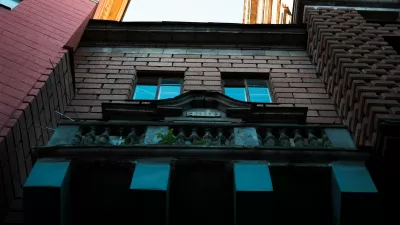 Исторические квартиры + парадные Петербурга